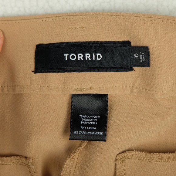 Torrid Womens Trouser Pant 16 Beige Capri Belted Straight Leg Stretch Woven - Picture 9 of 10